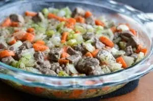 HOBBITS-VEGETABLE-BEEF-PIE