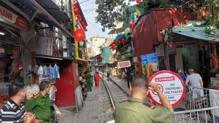 Hanoi Train Street