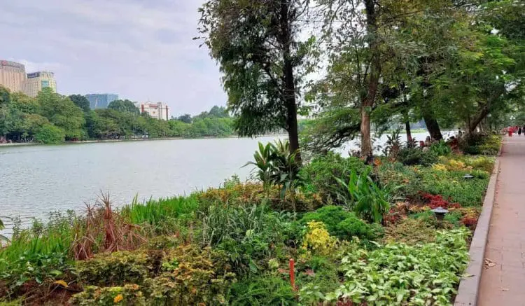 Hoan Kiem Lake