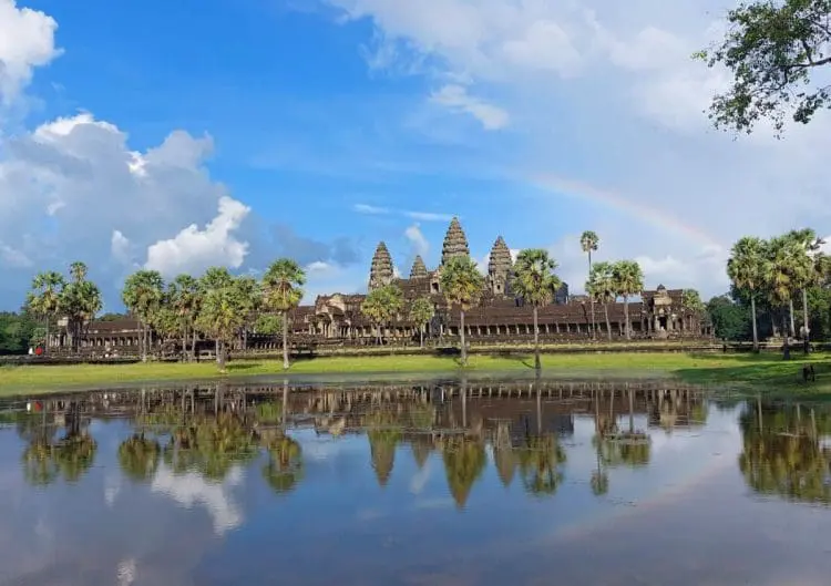 angkor wat rainbow