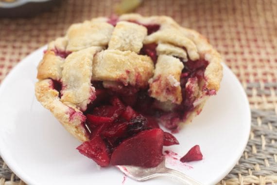 apple berry pie by Angela Roberts