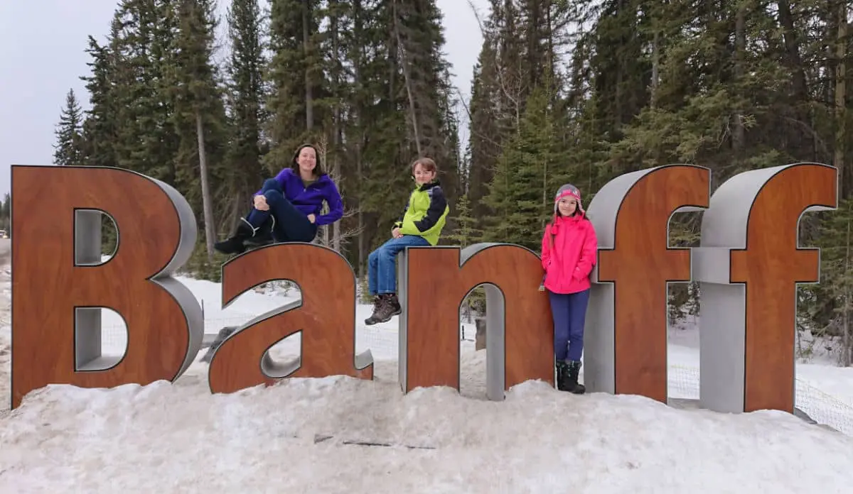 family travel bloggers