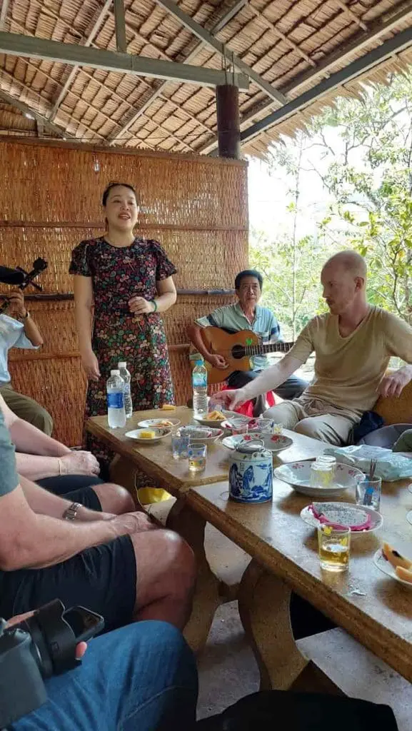 traditional Vietnamese music