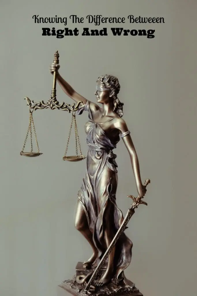 Difference Between Right And Wrong