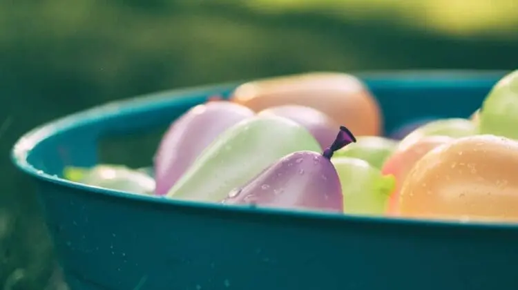 water balloons summer activity